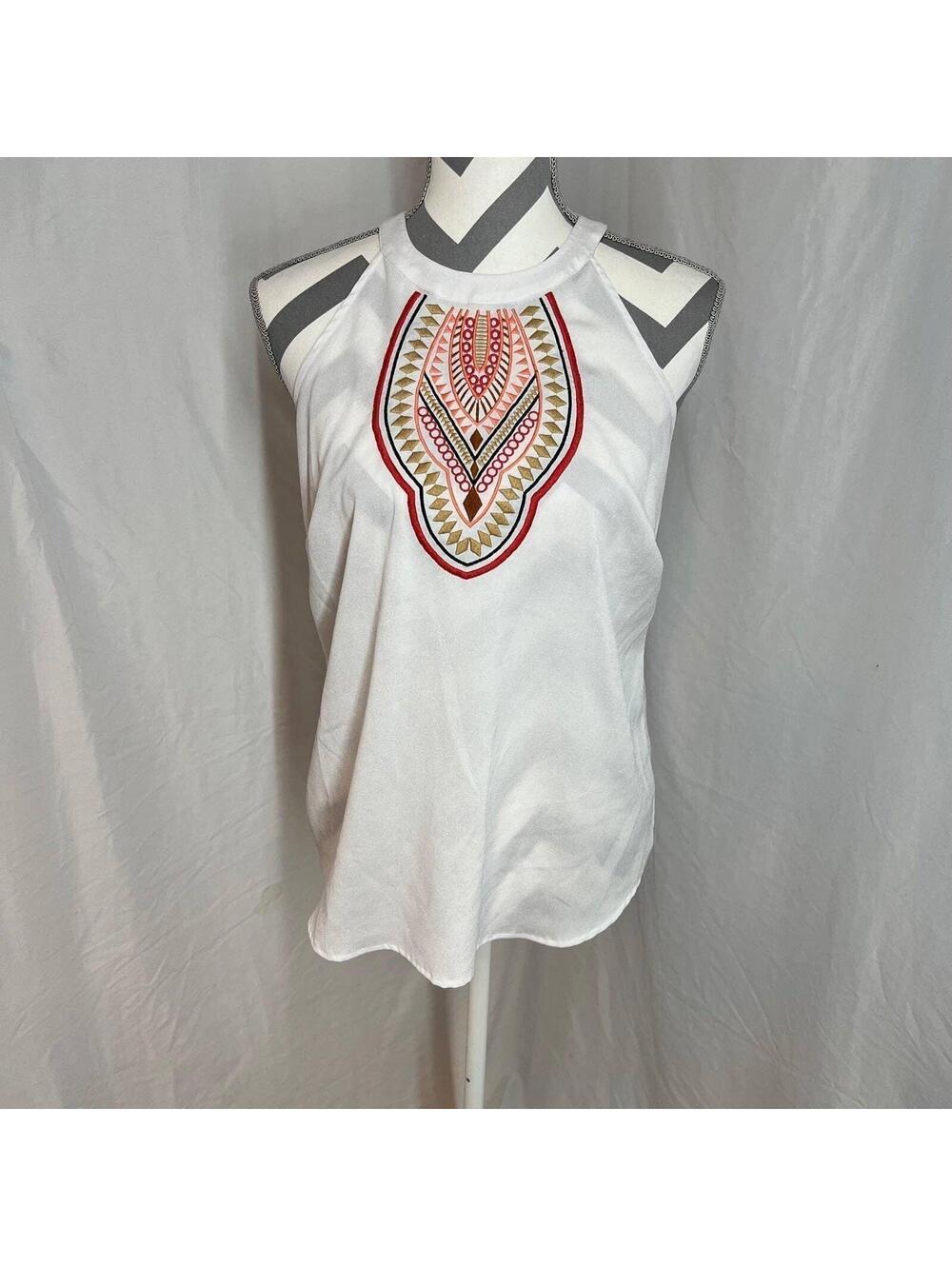 7th avenue white embroidered chest blouse